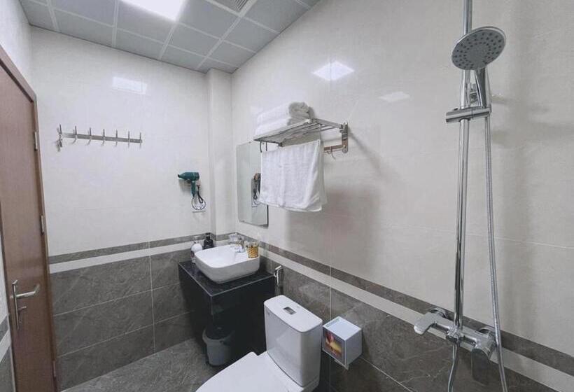 اتاق استاندارد, Ada Motel