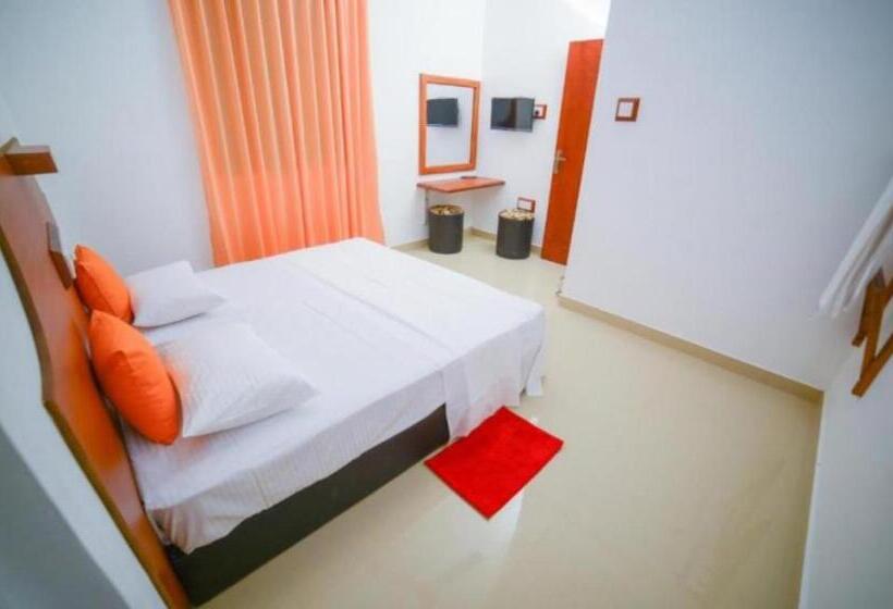 اتاق استاندارد با بالکن, Elephants Safari Cottages