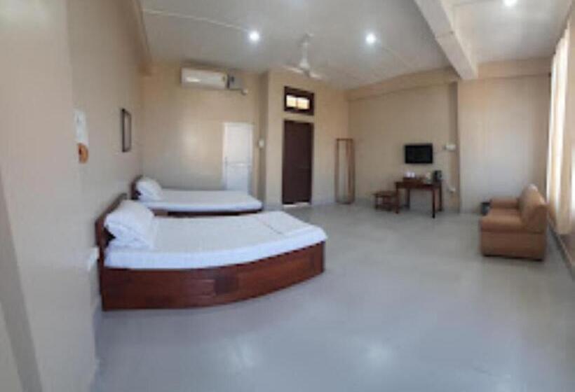 חדר דלוקס, Urban Residency, Dimapur