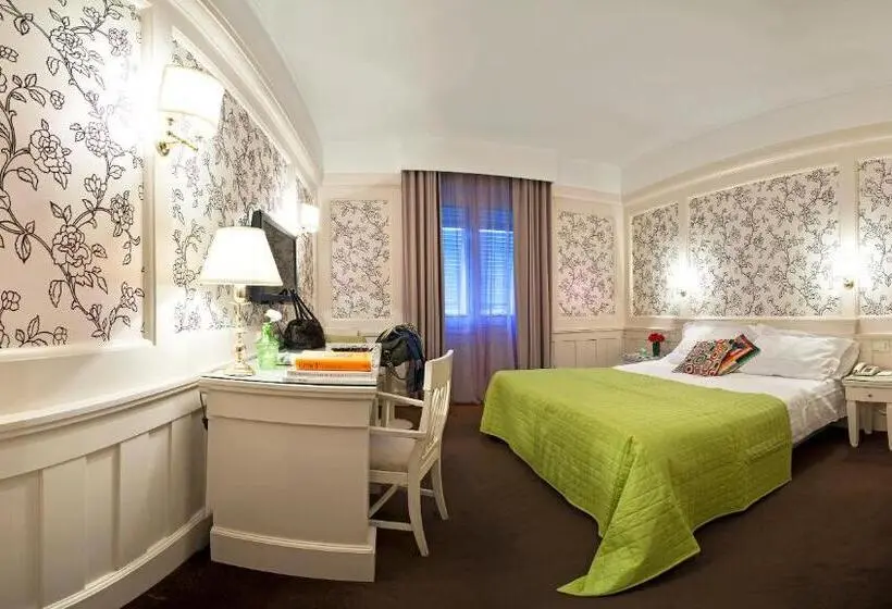 デラックスルーム, Hotiday Hotel Rapallo