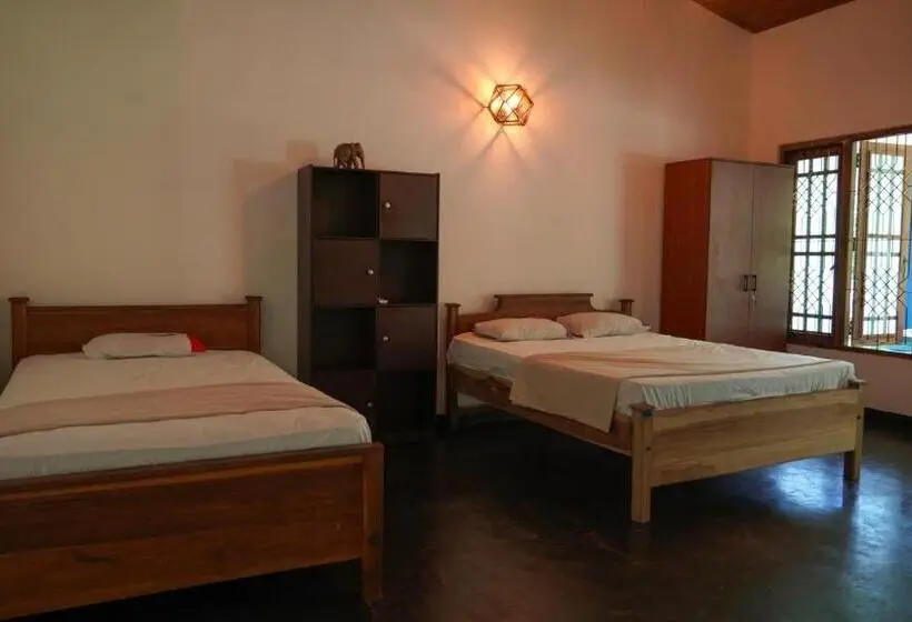 Standardzimmer, Jayanti S