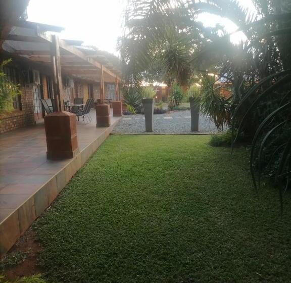 デラックスルーム, Ndlovu Guesthouse Northam