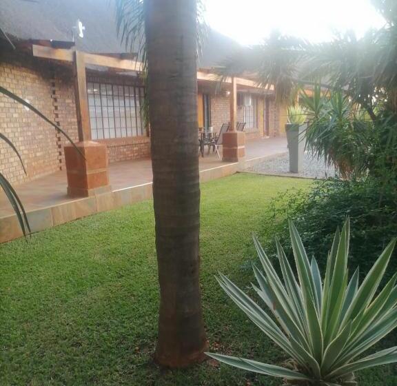 デラックスルーム, Ndlovu Guesthouse Northam