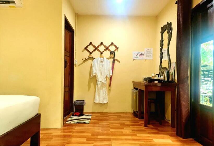 Quarto Estandar Vista Montanha, Suan Ruen Rom View Raft