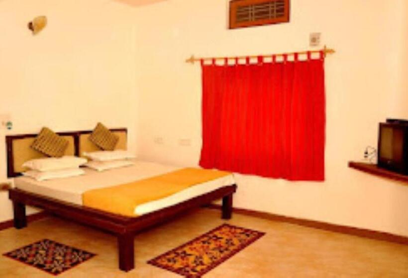 디럭스 룸, Sairsapata Hotels And Resort , Madhya Pradesh