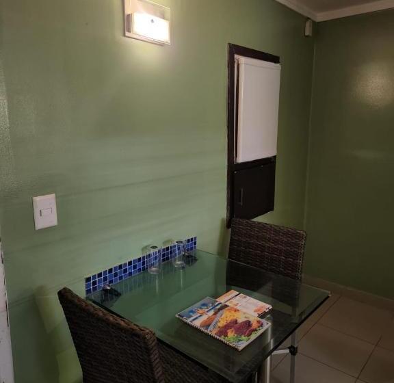 جناح, Status Motel Pe15