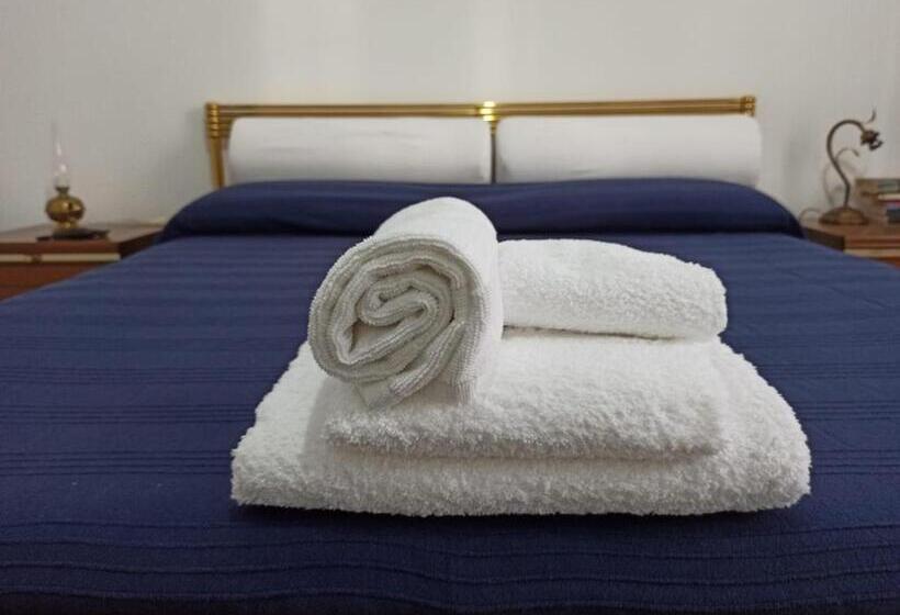 غرفة قياسية, B&bees