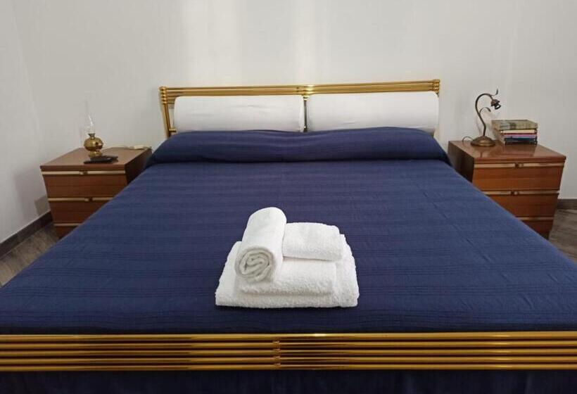 غرفة قياسية, B&bees