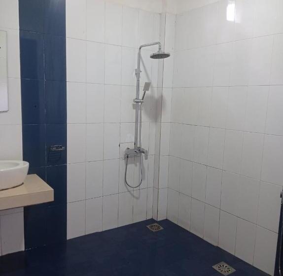 غرفة ديلوكس ثلاثية, Leisure On Hotel Negombo