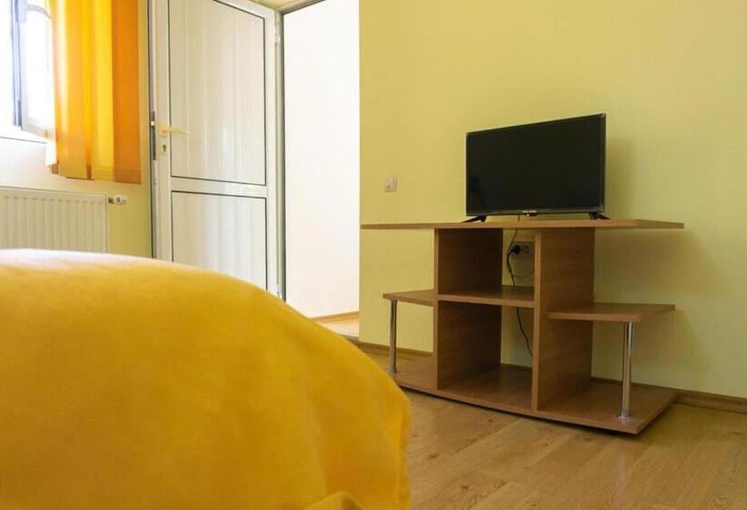 غرفة سوبيريور, Story House Place