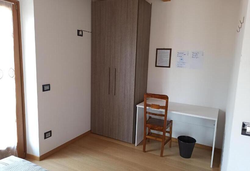 غرفة قياسية حمام مشترك, Bed & Breakfast Chiara