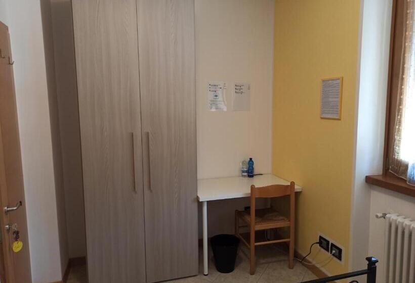 غرفة قياسية حمام مشترك, Bed & Breakfast Chiara