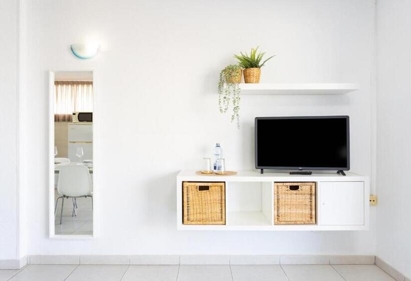 带1个卧室的公寓, Comodoro Ravel