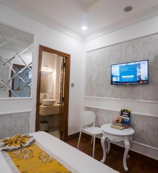 اتاق استاندارد با تخت بزرگ, Hoàng Gia Hotel Tuy Hoà