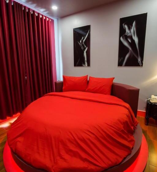 اتاق لوکس, Hoàng Gia Hotel Tuy Hoà