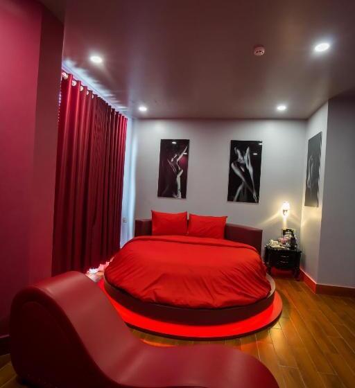 اتاق لوکس, Hoàng Gia Hotel Tuy Hoà