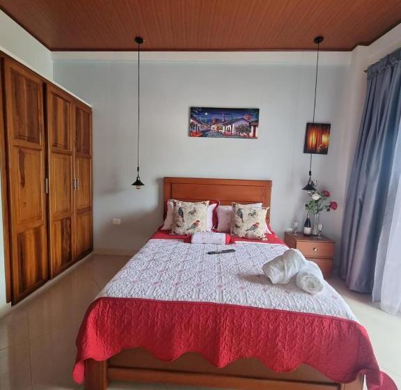 标准工作室带阳台, Apto La Casona De Wiky