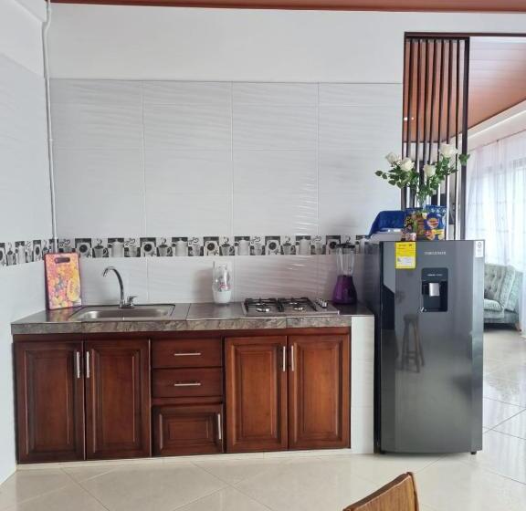 带1个卧室的带阳台的公寓, Apto La Casona De Wiky