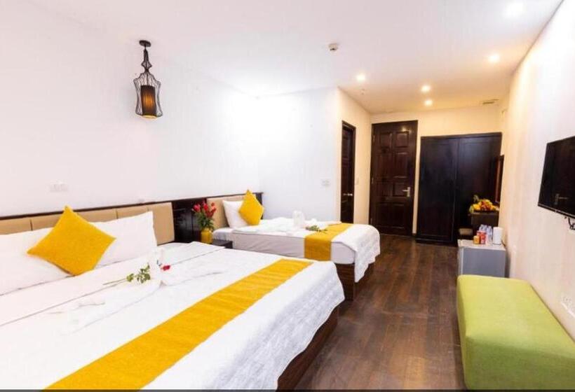 اتاق پریمیوم چهارنفره, Hanoi Cozy Legend