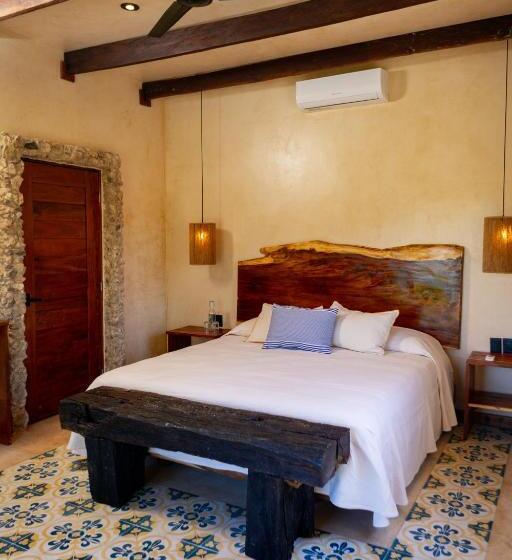 סוויטה, Mero Mero