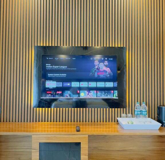 수피리어 룸, Misty Wonders