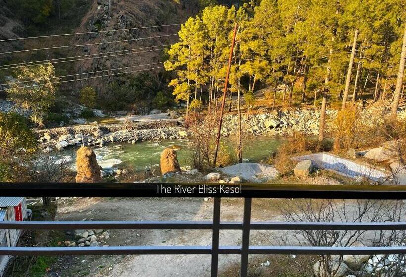 غرفة قياسية سرير كينج, Mid Orchard Kasol L River Side  Pure Veg Hotel In Kasol