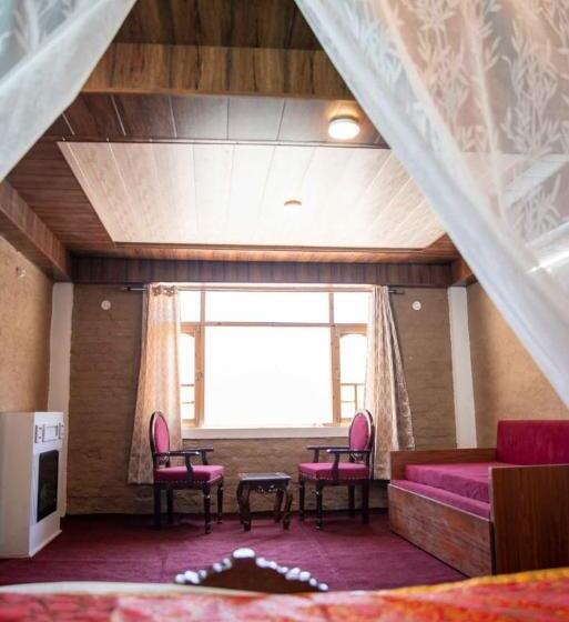 스위트, The Heritage Piti Jalsa