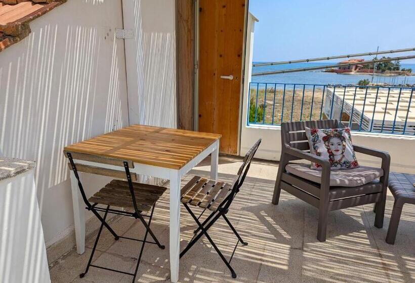 غرفة قياسية مزوَّدة بتراس, Stanza Panoramica Con Terrazza Privata Sul Mare