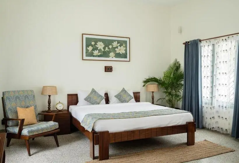 デラックススイート, The Sacred Lotus Ayurveda Wellness Retreat