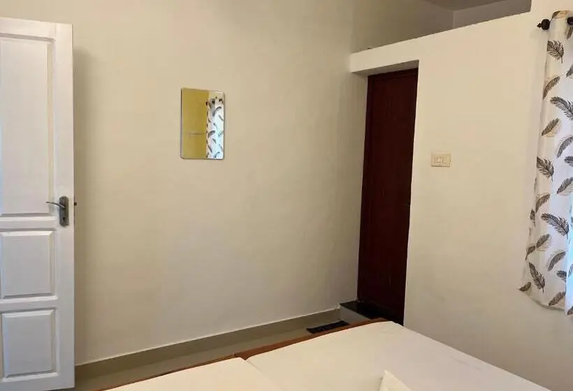 エコノミールーム, Segundo Home