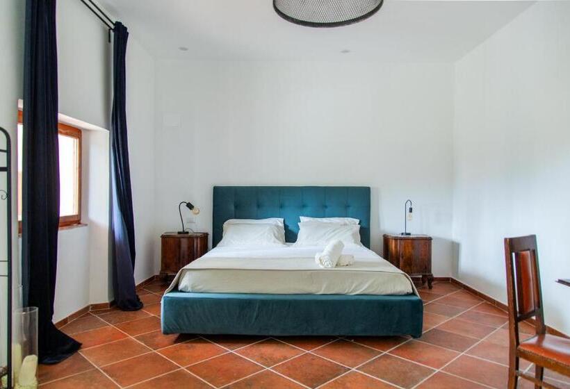 اتاق سوپریور با تخت بزرگ, Villa Orta Agriturismo Con Cucina Vegan, Plant Based Farmhouse