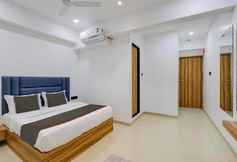 Трехместный Номер Классика, Collection O Hotel S. S. Plaza
