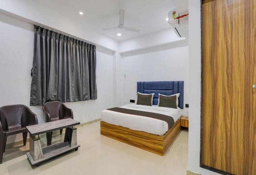 Трехместный Номер Классика, Collection O Hotel S. S. Plaza