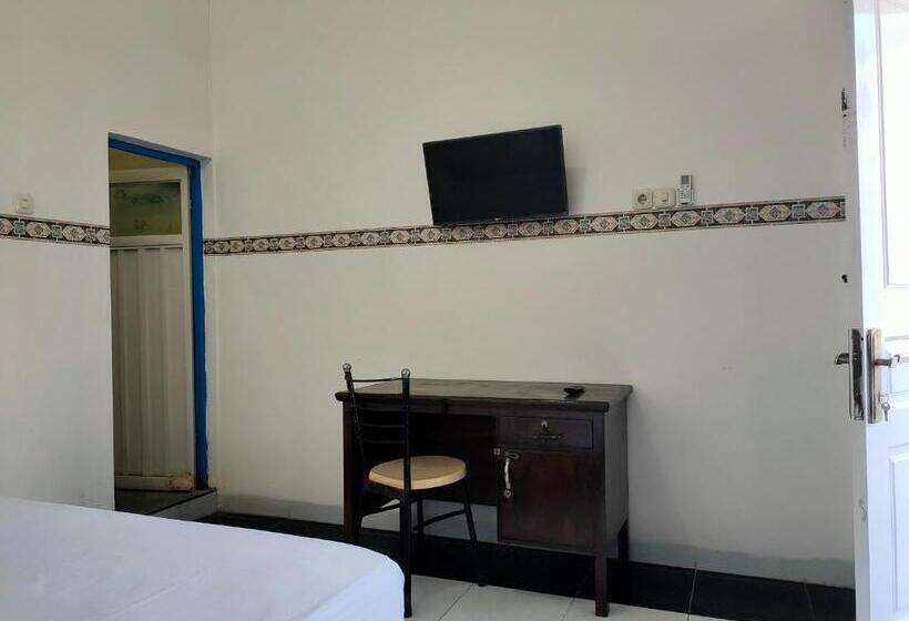 اتاق استاندارد, Oyo 93412 Kost Irma Syariah