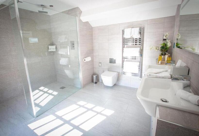 带大床的标准间, Stay On The High Street