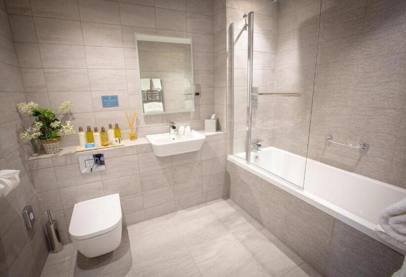 标准间, Stay On The High Street