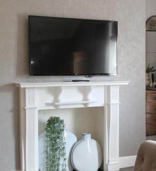 带大床的高级房间, Stay On The High Street