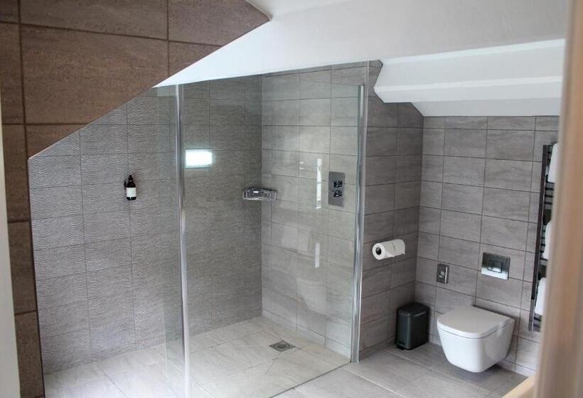 带大床的标准间, Stay On The High Street