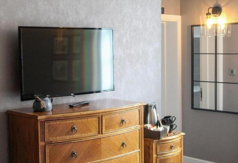 带大床的标准间, Stay On The High Street