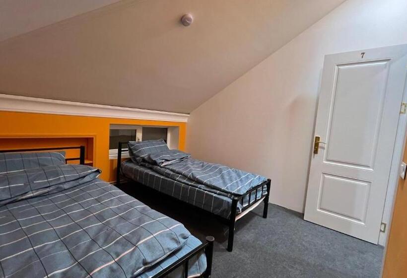 اتاق استاندارد, Mexx Hostel