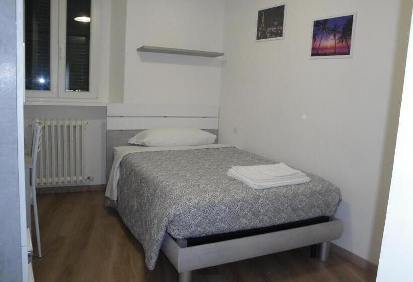 Chambre Standard Individuelle, Da. Ni. To.s