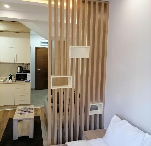 استودیوی لوکس, President Kop Apartman 106