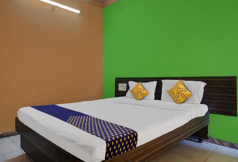 Трехместный Номер Классика, Spot On Hotel Akash Lodge