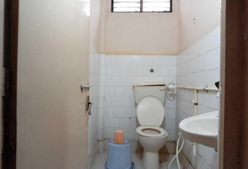 חדר קלאסי לשלושה, Spot On Hotel Swamy Lodge