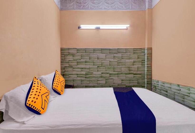 חדר קלאסי לשלושה, Spot On Hotel Swamy Lodge