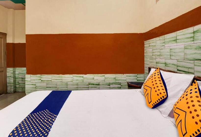 חדר קלאסי לשלושה, Spot On Hotel Swamy Lodge