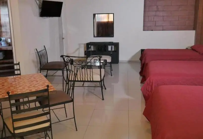 ファミリーステューディオ, Bungalows Dubai De Miramar