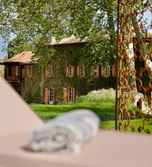 Номер Стандарт Вид на Сад, Chambre D Hôtes Insolite Lit Rond B&b Proche Avignon Orange   Château De Sienne Piscine Rivière