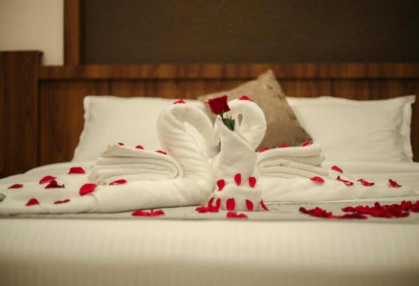 غرفة ديلوكس, Ariat Avenue