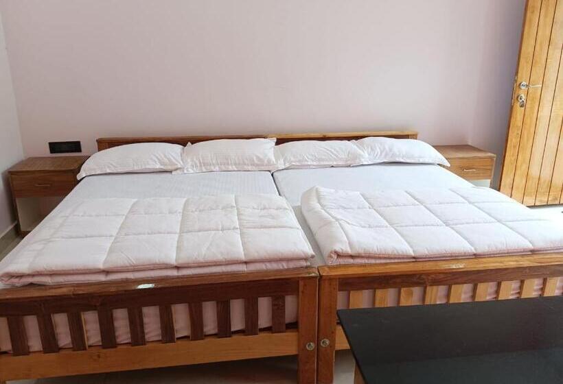 4인용 스탠다드 룸, Earth Lounge Resort